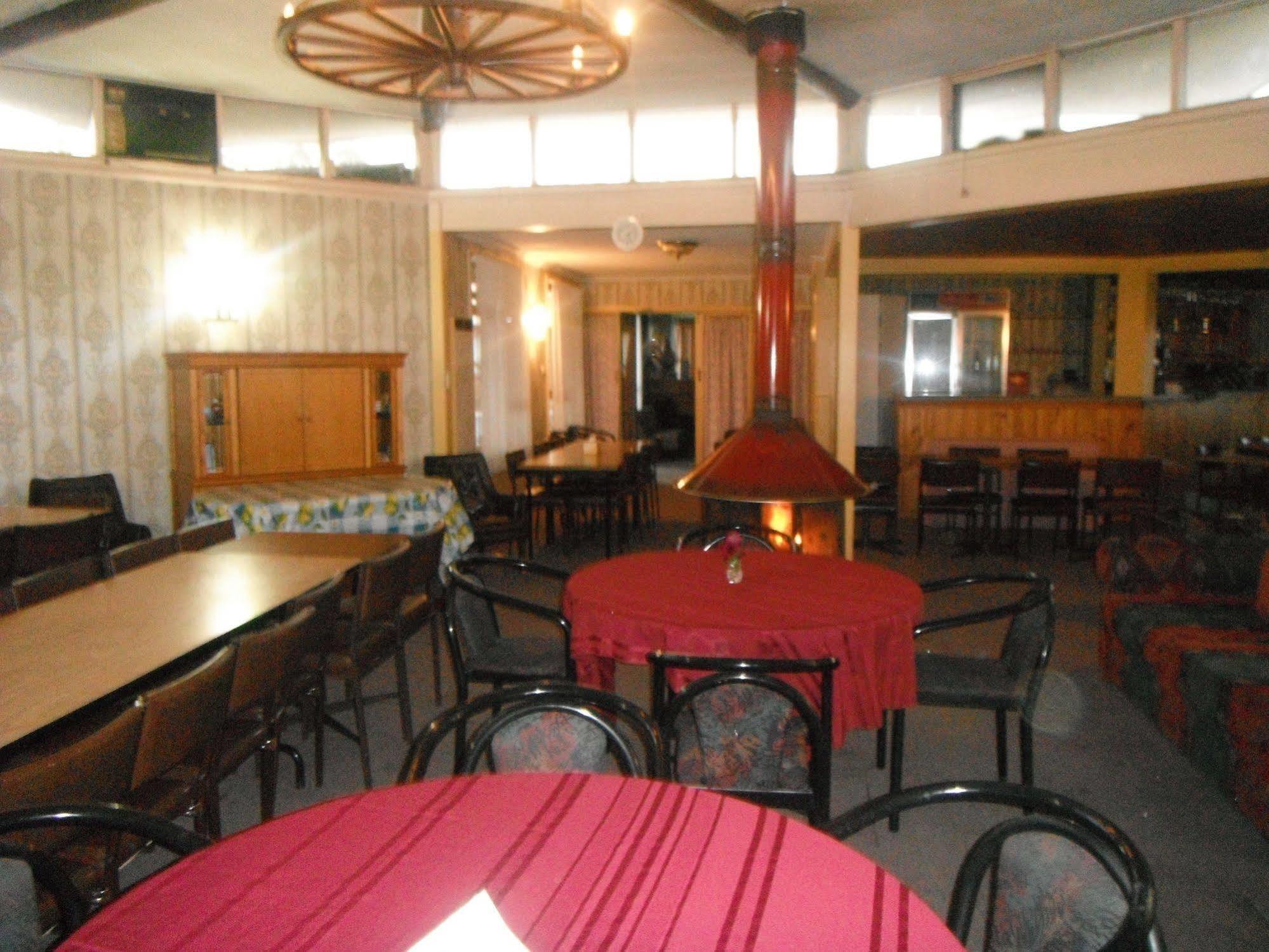 Coomacountry Club Motor Inn Exterior foto