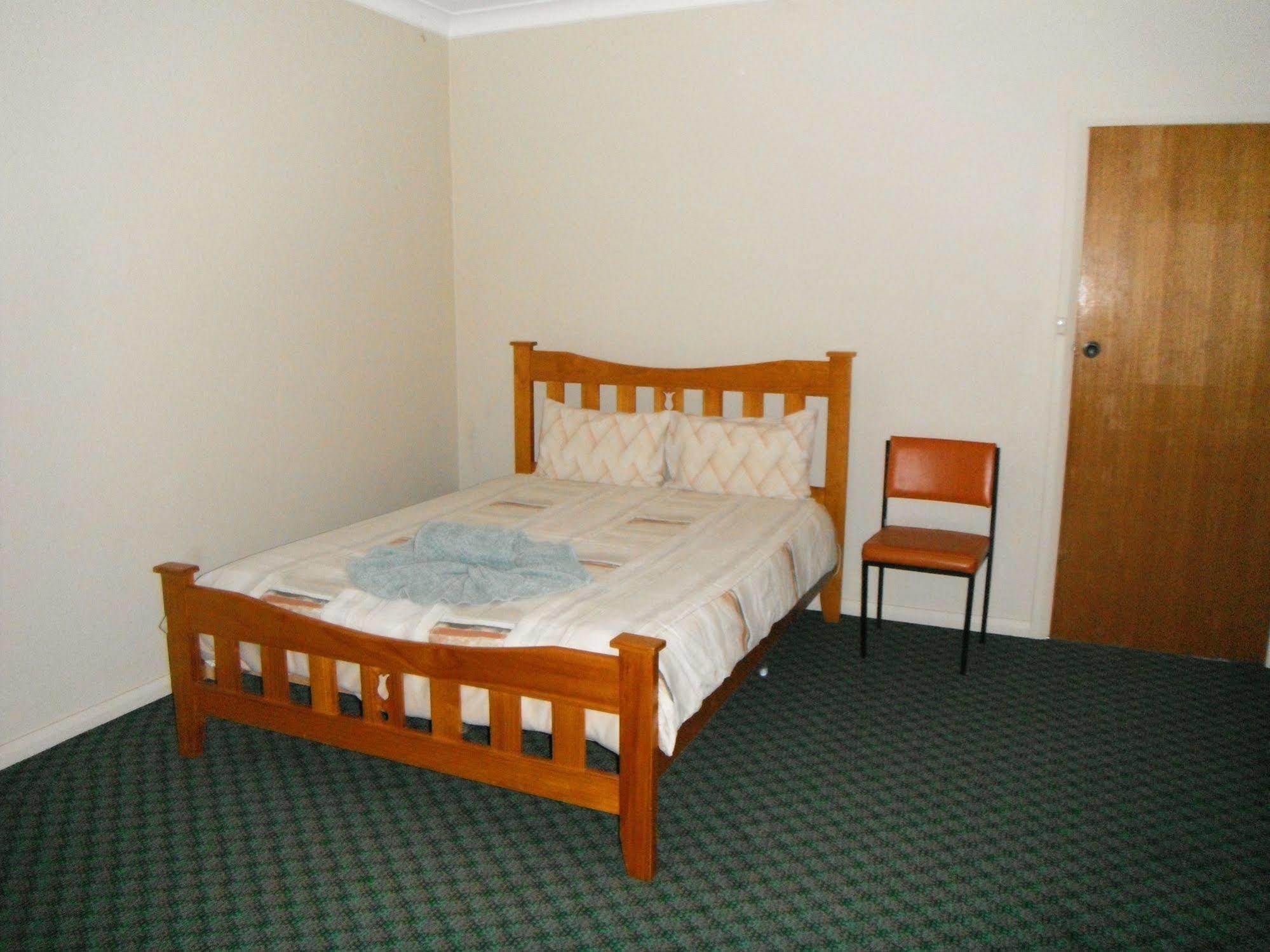 Coomacountry Club Motor Inn Exterior foto